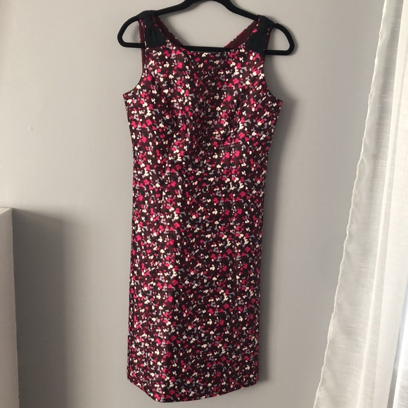 ⭕️ PRICE FIRM NEW $199 RSVP by Talbots Burgundy Confetti Print Dress Size 4 - Picture 3 of 6